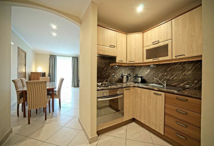 آپارتمان 2 خوابه, Porto Azzurro Aparthotel