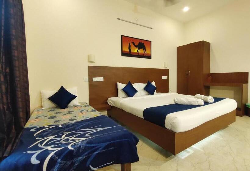 اتاق استاندارد سه نفره, Pv Resort   Auro Beach