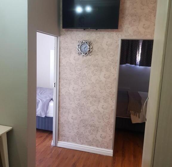 Семейный Номер, Winchester Place