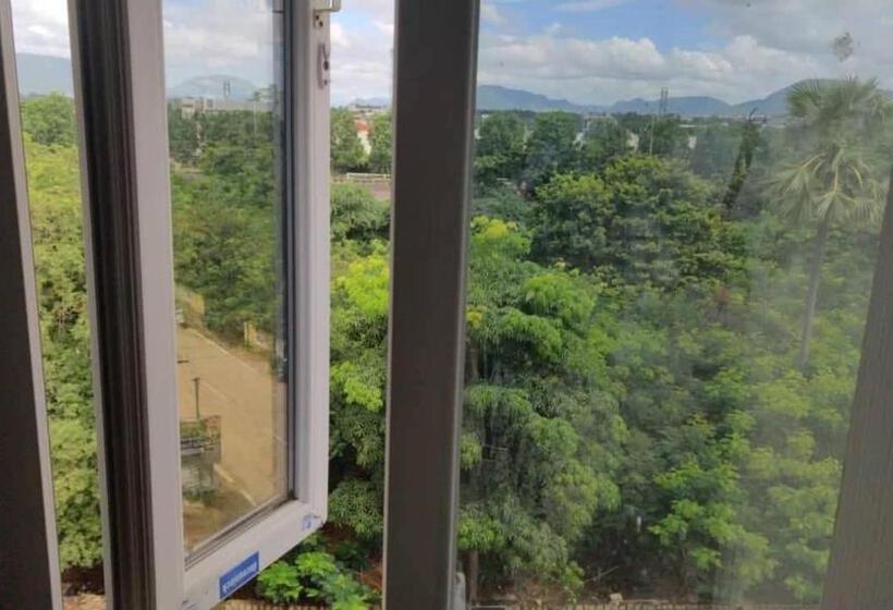 Номер Стандарт, Ginger Vishakhapatnam Gajuwaka