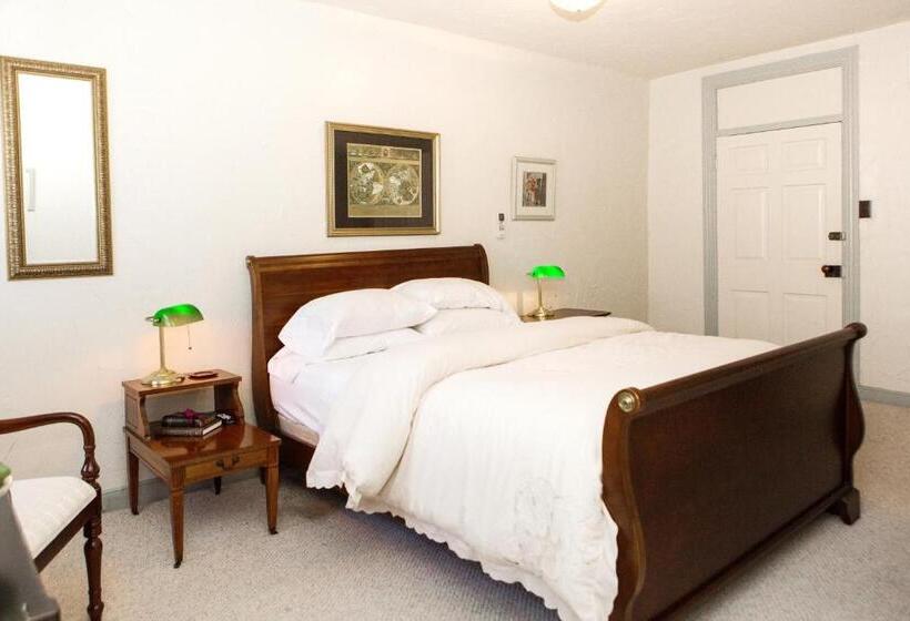 Номер Стандарт, James Buchanan Hotel, Trademark Collection By Wyndham