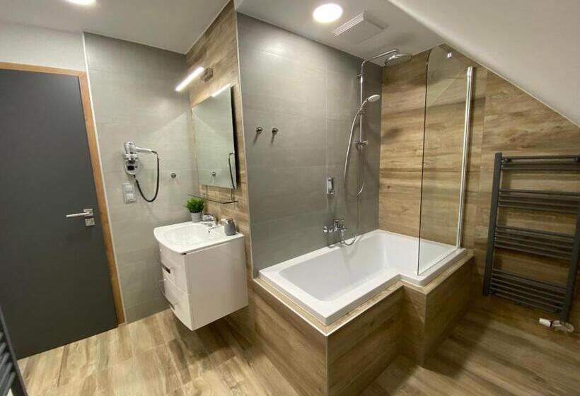 Апартаменты 2 Спальни, Minaret Residence & Relax Pécs