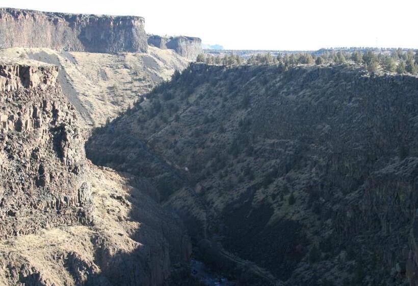 Студия Deluxe, Crooked River Ranch Cabins