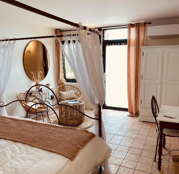 Стандартный Номер Кровать Кинг, Aux Coteaux D Aussac