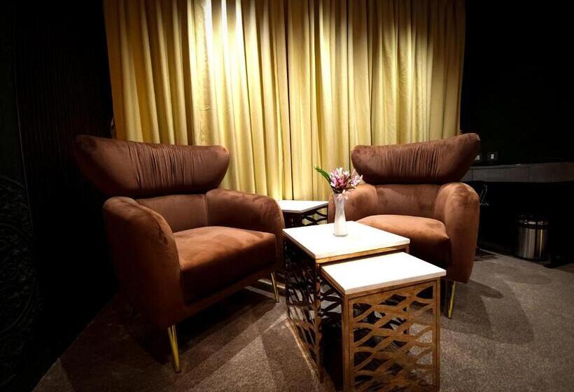 Президентский Люкс, Morvee Hotels Durgapur