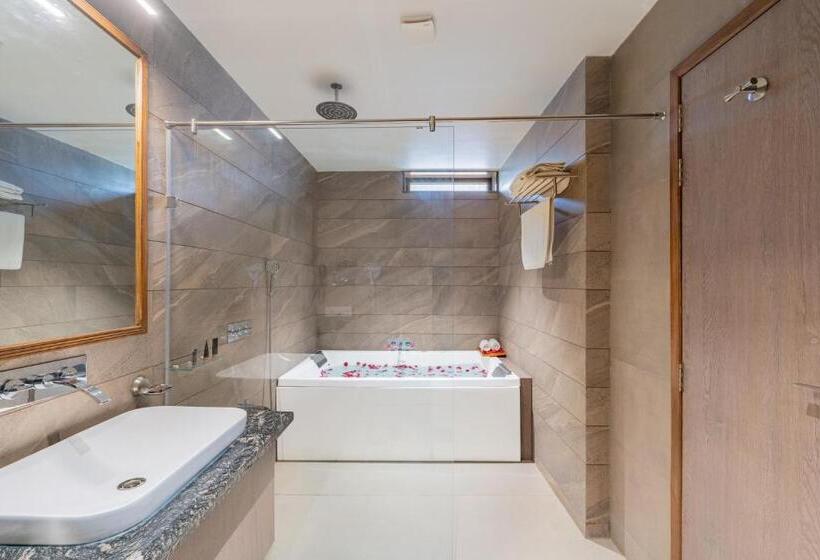 Люкс, Bodhi A Boutique