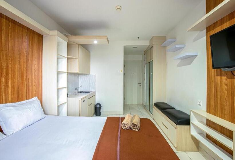 Номер Superior, Skyview Sentul Tower Apartments