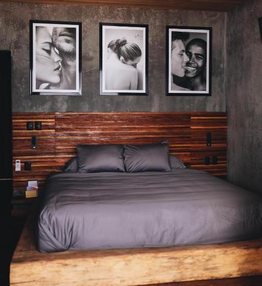 オーシャンビューデラックスルームバルコニー付き, Naked Hotel Zipolite  Adults Only