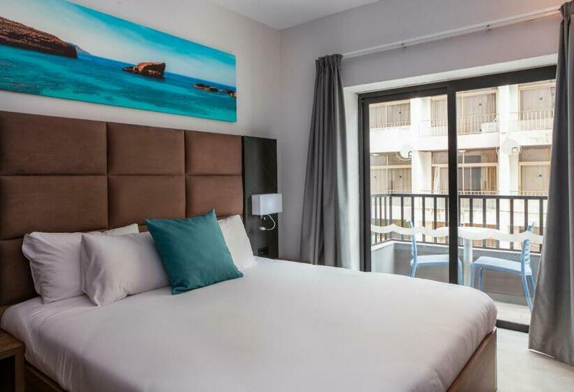 اتاق استاندارد با چشم‌انداز استخر, Bora Bora Ibiza Malta Resort - Music Hotel - Adults Only