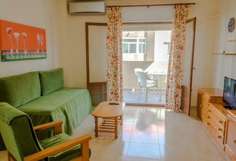آپارتمان 1 خوابه, Apartamentos Tesy