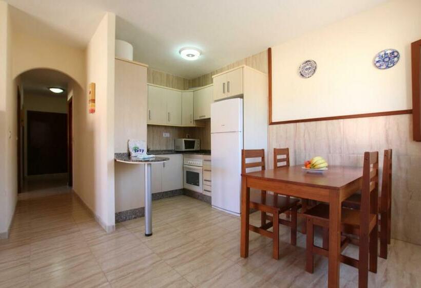 آپارتمان 2 خوابه, Apartamentos Tesy