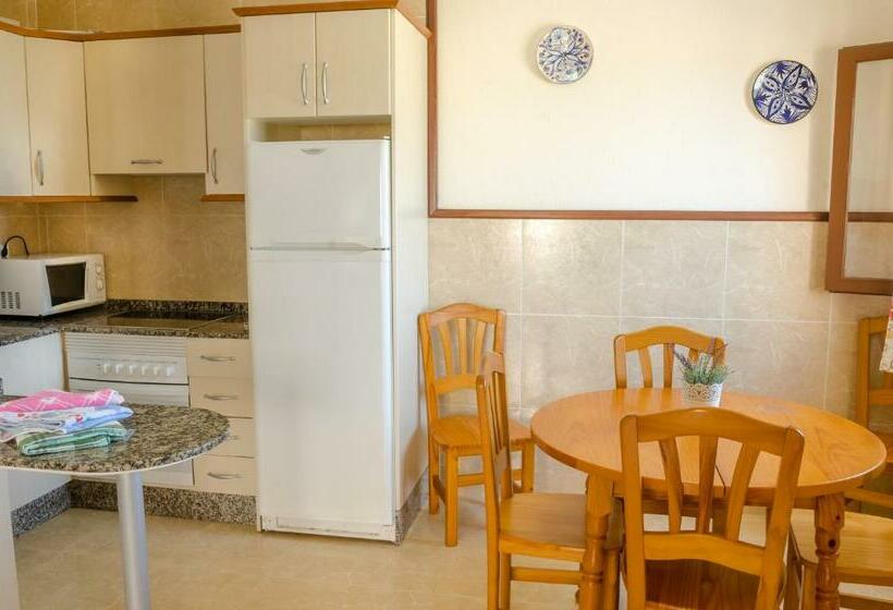 آپارتمان 2 خوابه, Apartamentos Tesy