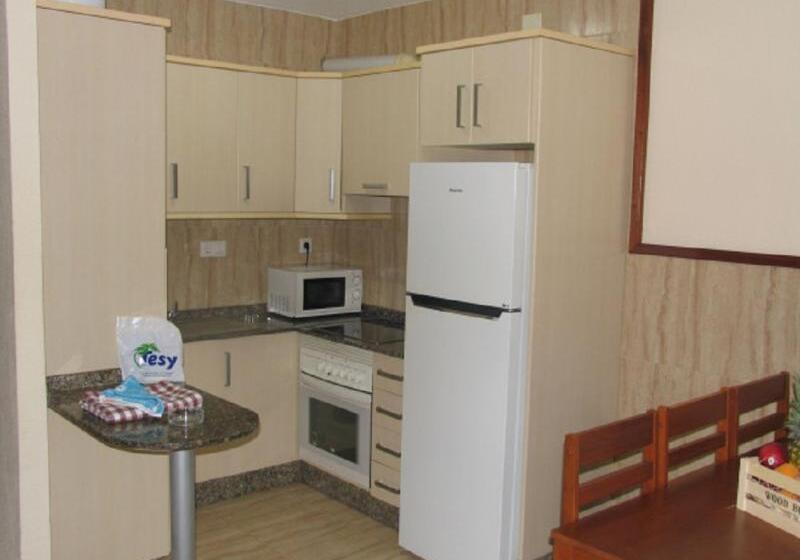 آپارتمان 1 خوابه, Apartamentos Tesy