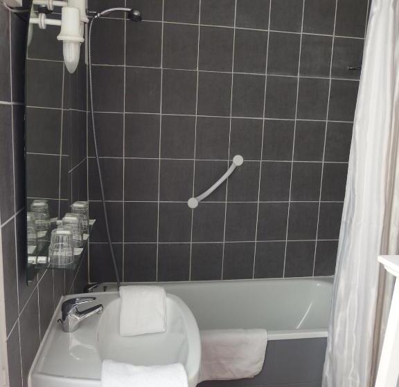 Номер Стандарт, Au Saint Roch   Hôtel Et Jardin