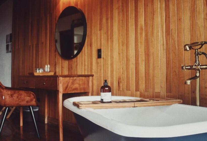 Номер Superior, Belmar