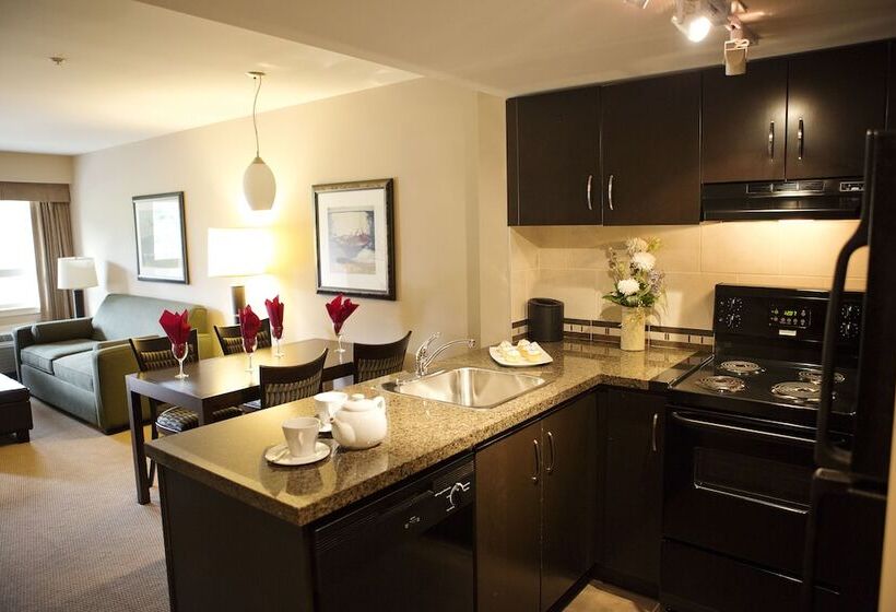 스위트, Executive Suites Hotel And Resort, Squamish