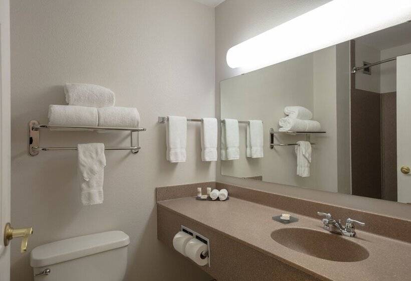 Люкс Повышенной Комфортности, La Quinta Inn & Suites By Wyndham Springfield Airport Plaza