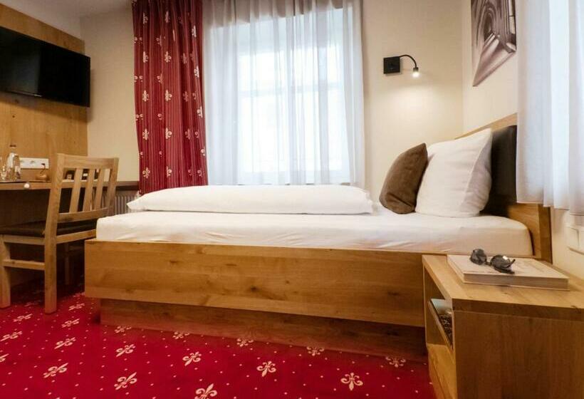 Номер Стандарт Индивидуальный, Klostergasthof Heidenheim   Hotel Garni