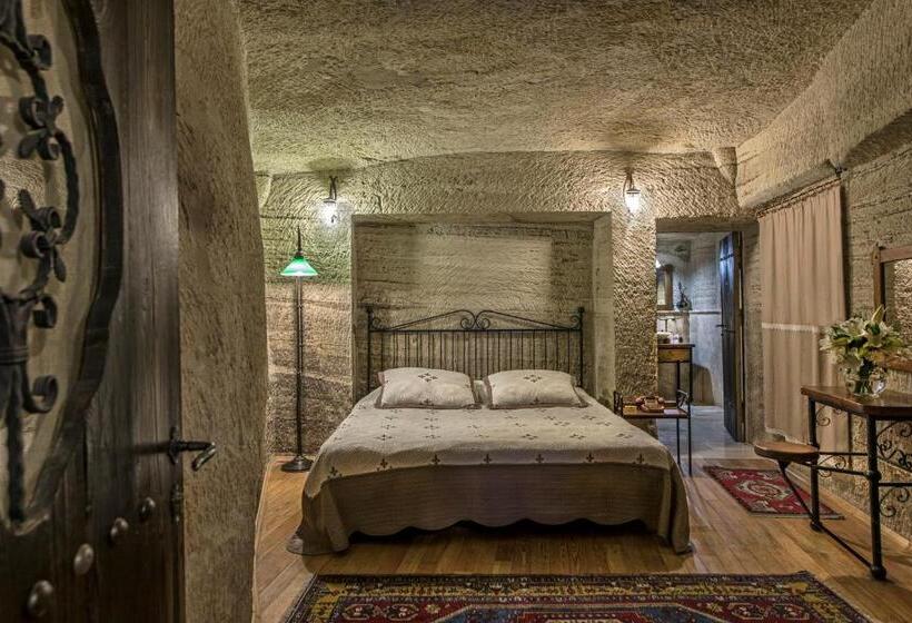 Suite, Aydinli Cave