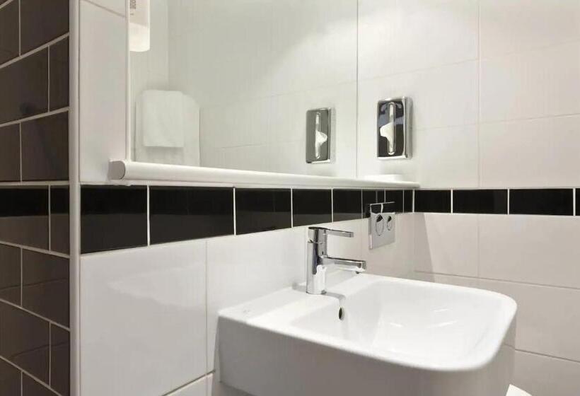 Номер Стандарт, Days Inn Corley Nec   M6