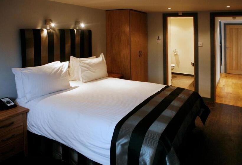 Классический Номер, Great Hallingbury Manor & Lodges