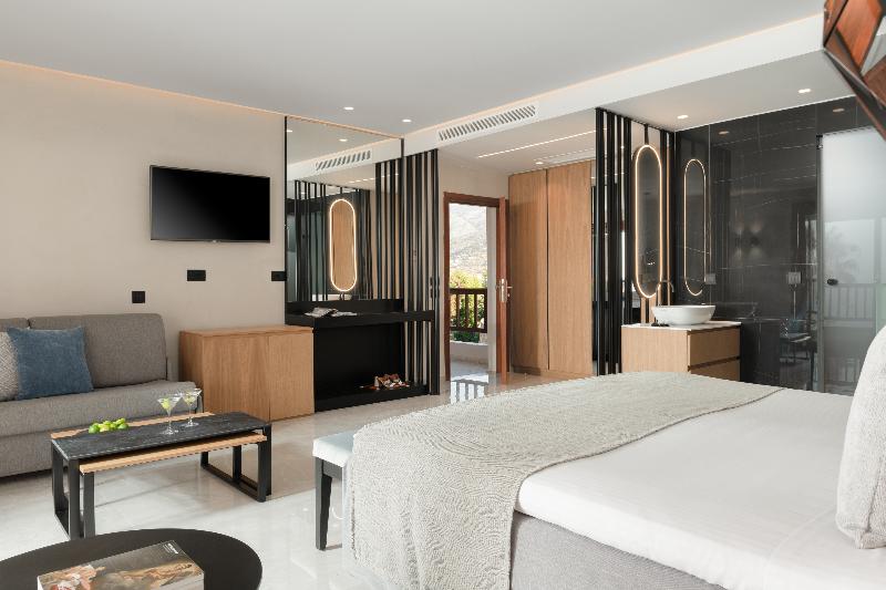 Бунгало Deluxe, Ikaros Beach, Luxury Resort & Spa   Adults Only