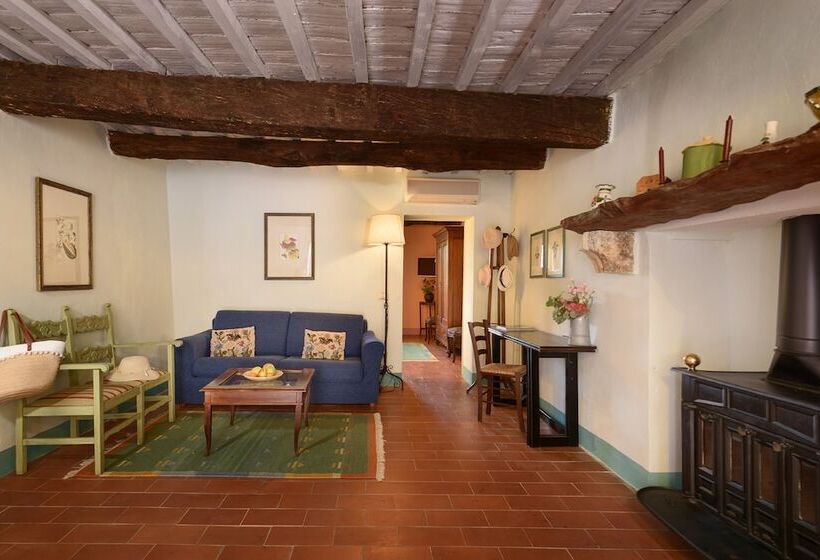 Полулюкс, Laticastelli Country Relais
