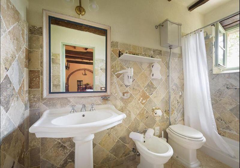 Номер Стандарт, Laticastelli Country Relais