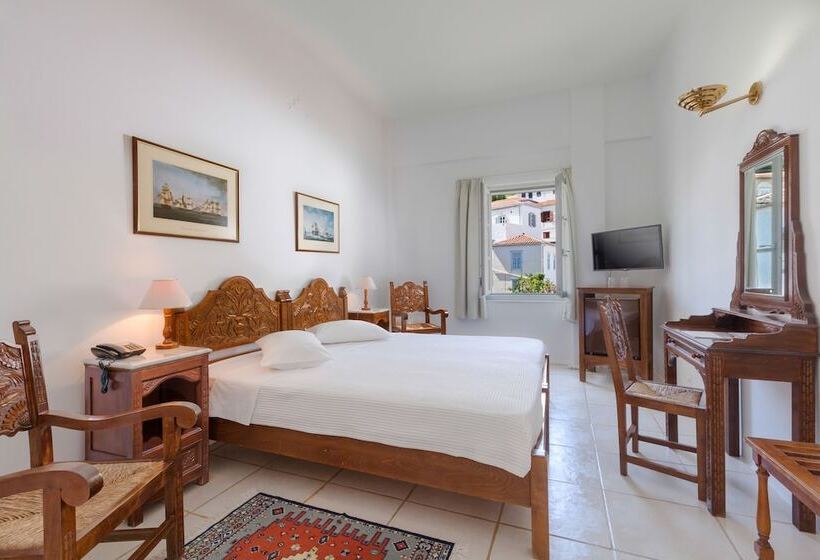 Номер Стандарт Трехместный, Hydroussa Hotel Hydra