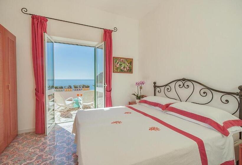Номер Deluxe Вид на Море, Villa Maria