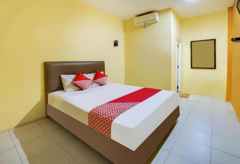 Номер Deluxe, Reddoorz Syariah Near Citimall Prabumulih