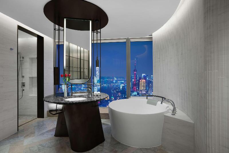 سوئیت پریمیوم, Conrad Shanghai
