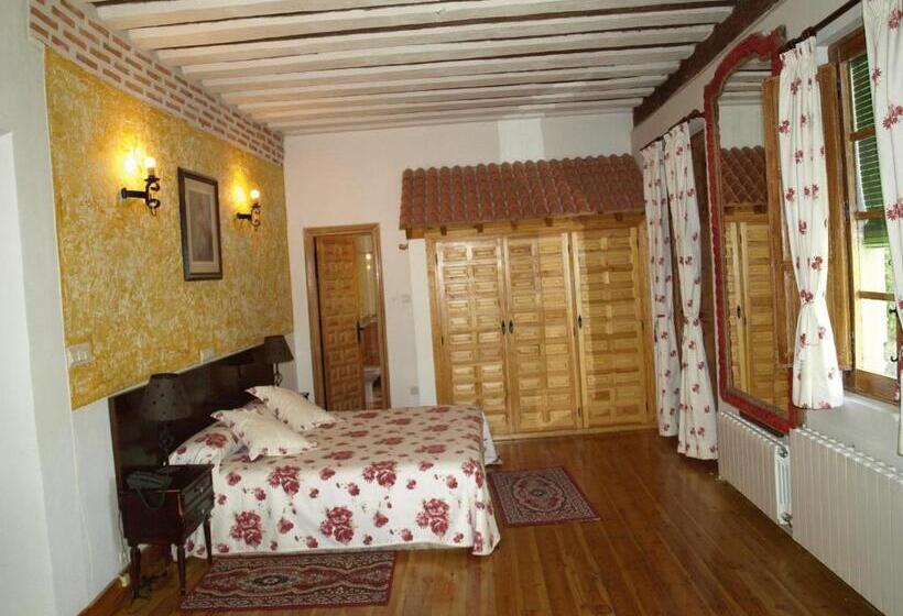 Люкс, Gran Posada La Mesnada