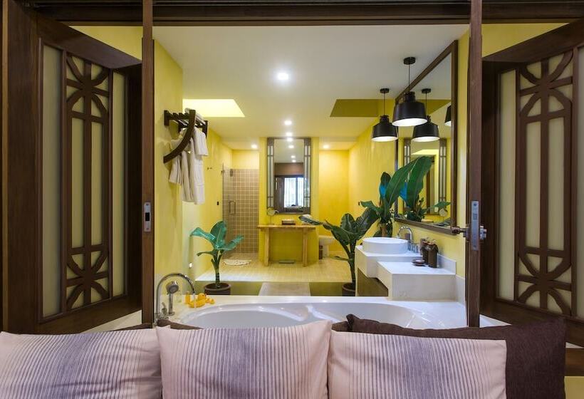 발코니 디럭스 룸, New Star Beach Resort