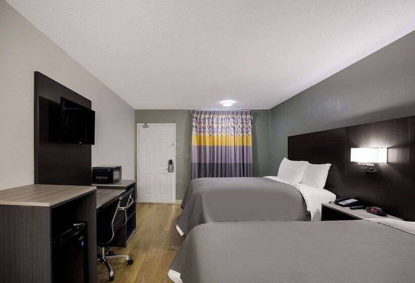 ２ダブルベッドのスタンダードルーム, Quality Inn Tallahassee Near University