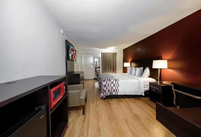 带大床的豪华间, Red Roof Inn Atlanta  Suwanee/ Mall Of Georgia
