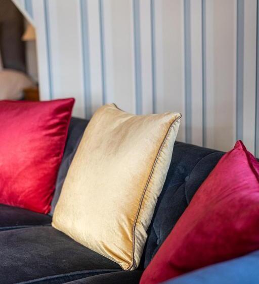 Номер Стандартный с Видом, Western Isles Hotel