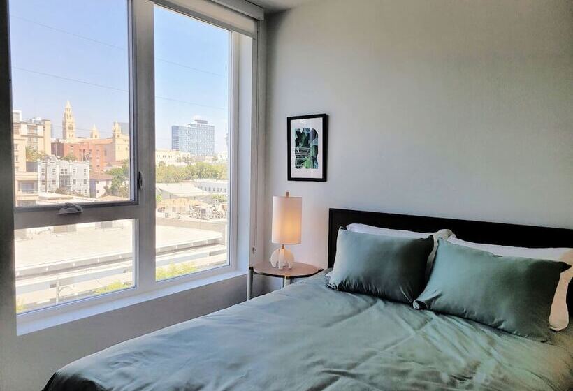 Апартаменты 2 Спальни, Stayspro   Gorgeous Hollywood Living Los Angeles