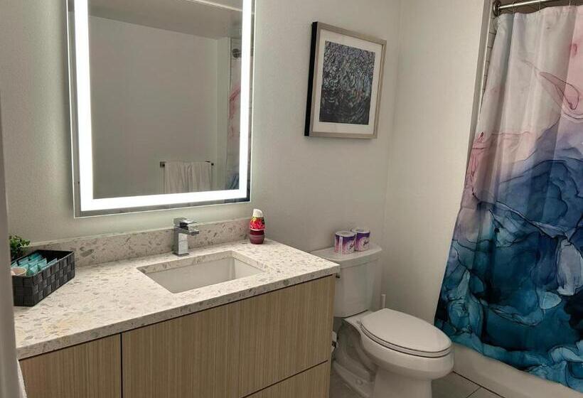 Апартаменты 2 Спальни, Stayspro   Gorgeous Hollywood Living Los Angeles