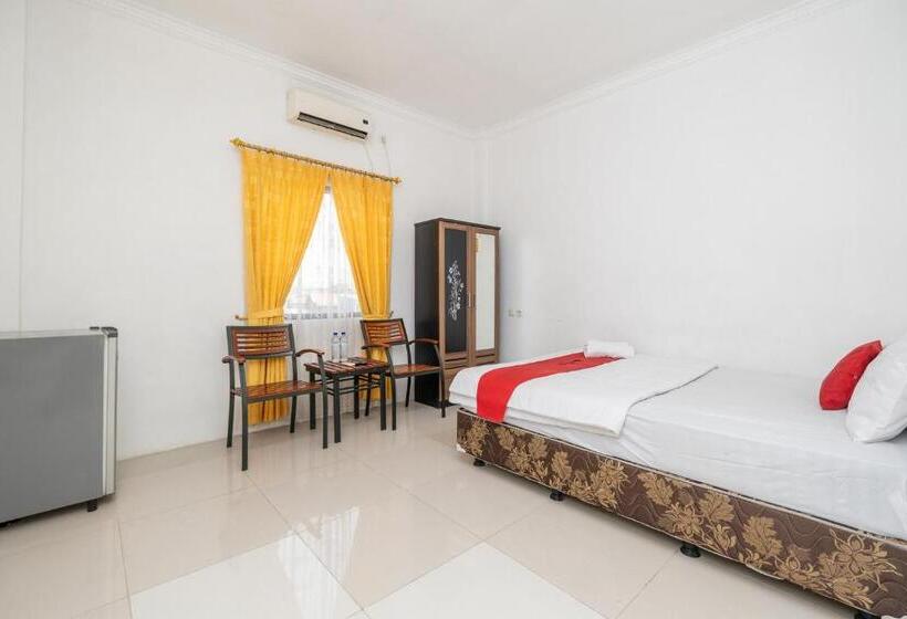 Номер Стандарт, Reddoorz At Gunungsari Surabaya 2