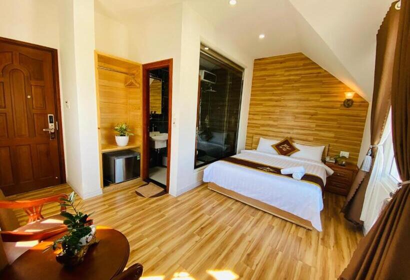 Habitación Deluxe, Thanh Thủy