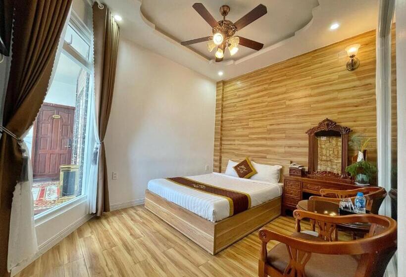 Habitación Superior, Thanh Thủy