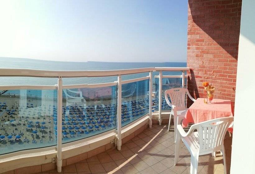 Triple Room Sea View, Caravelle&minicaravelle