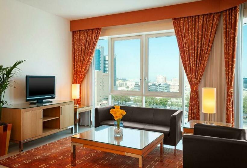 Люкс Executive Кровать Кинг, Four Points By Sheraton Bur Dubai