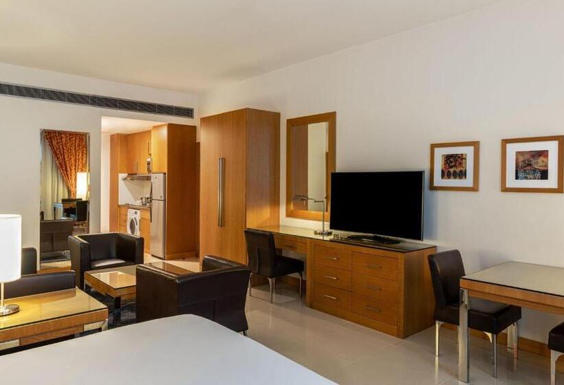 Люкс Кровать Кинг, Four Points By Sheraton Bur Dubai