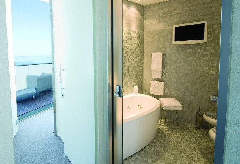 2 베드룸 디럭스 스위트, Waldorf  Premier Resort