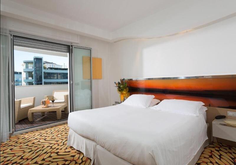 Номер Комфорт, Waldorf  Premier Resort