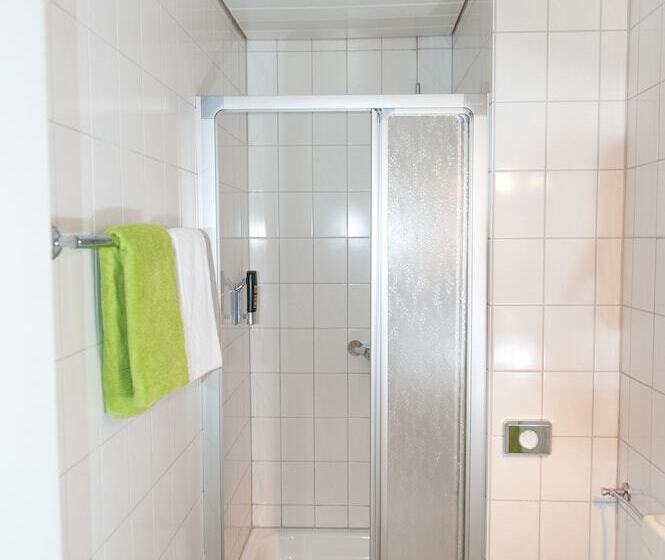 Номер Стандарт Индивидуальный, Komfort Hotel Wiesbaden