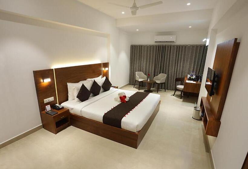 디럭스 룸, Iswarya Residency