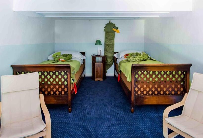 Suite with lake view, Castello Dal Pozzo